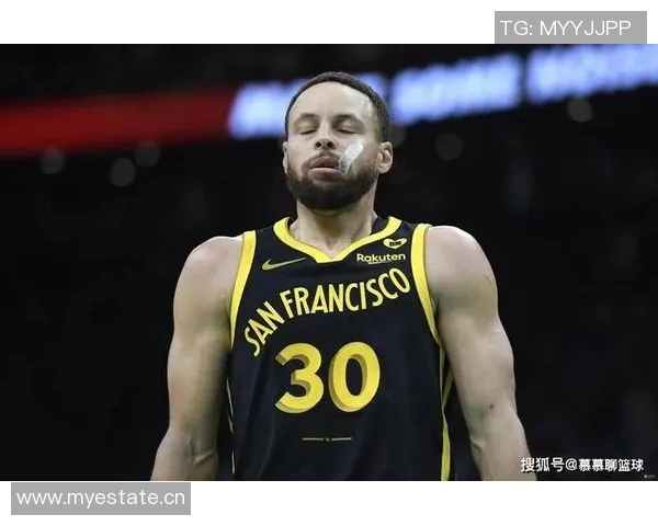 詹姆斯称库里无球状态最具威胁作为对手与好友我深有体会