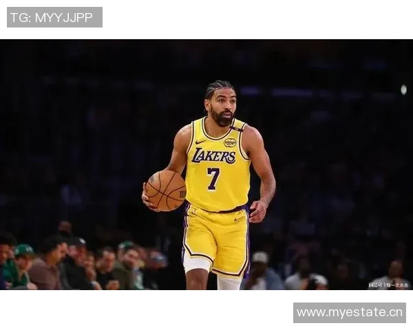 浓眉首节表现低迷外线未开仅得4分2篮板正负值惨淡12